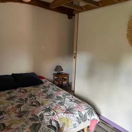 בית נופש La Grange A Tabac Goujounac